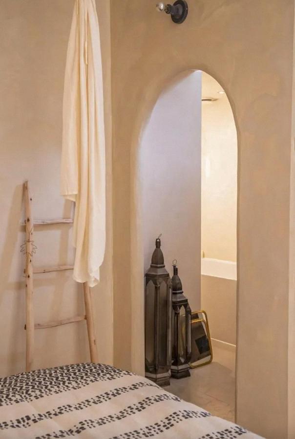 Haert Boutique Wellness Suites City Centre Гарлем Экстерьер фото