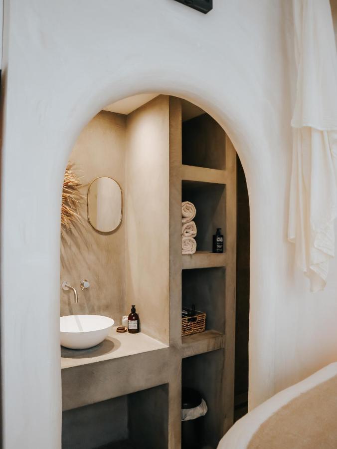 Haert Boutique Wellness Suites City Centre Гарлем Экстерьер фото